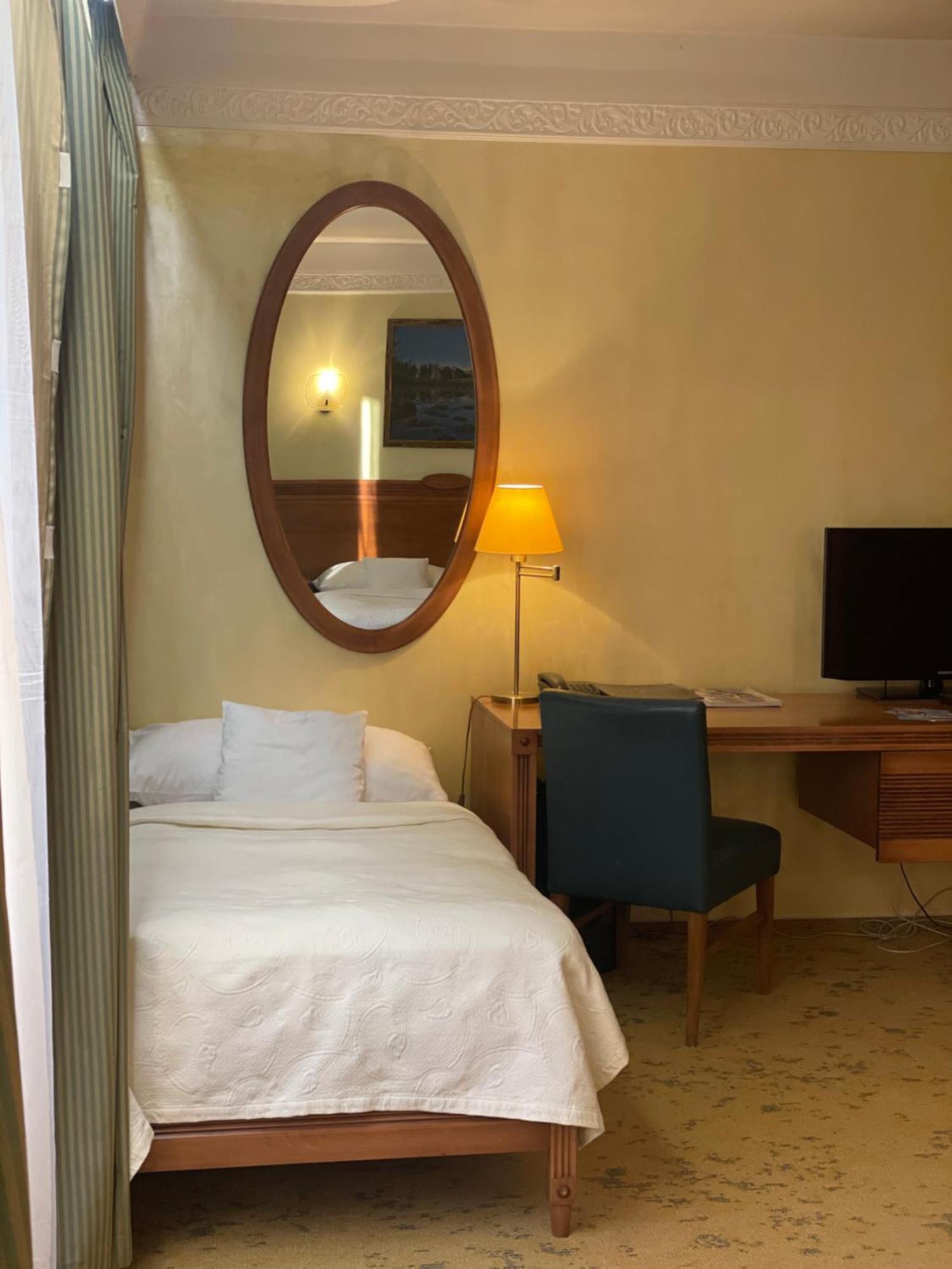 Hotel International Vel'ka Lomnica Ngoại thất bức ảnh