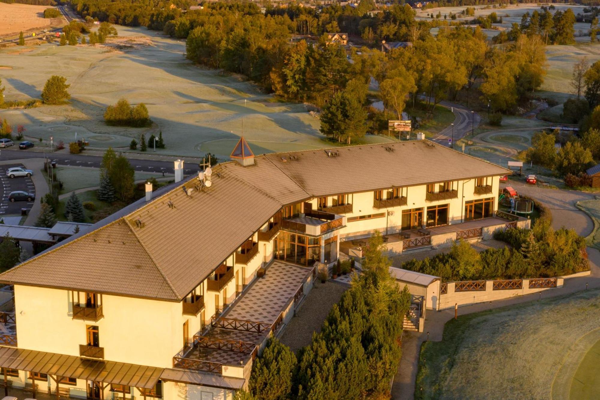 Hotel International Vel'ka Lomnica Ngoại thất bức ảnh